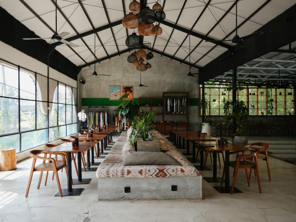 best cafes in uluwatu