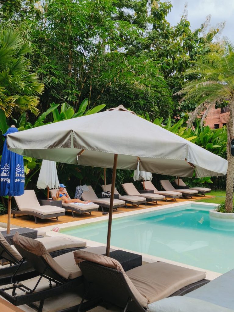 chill places in uluwatu