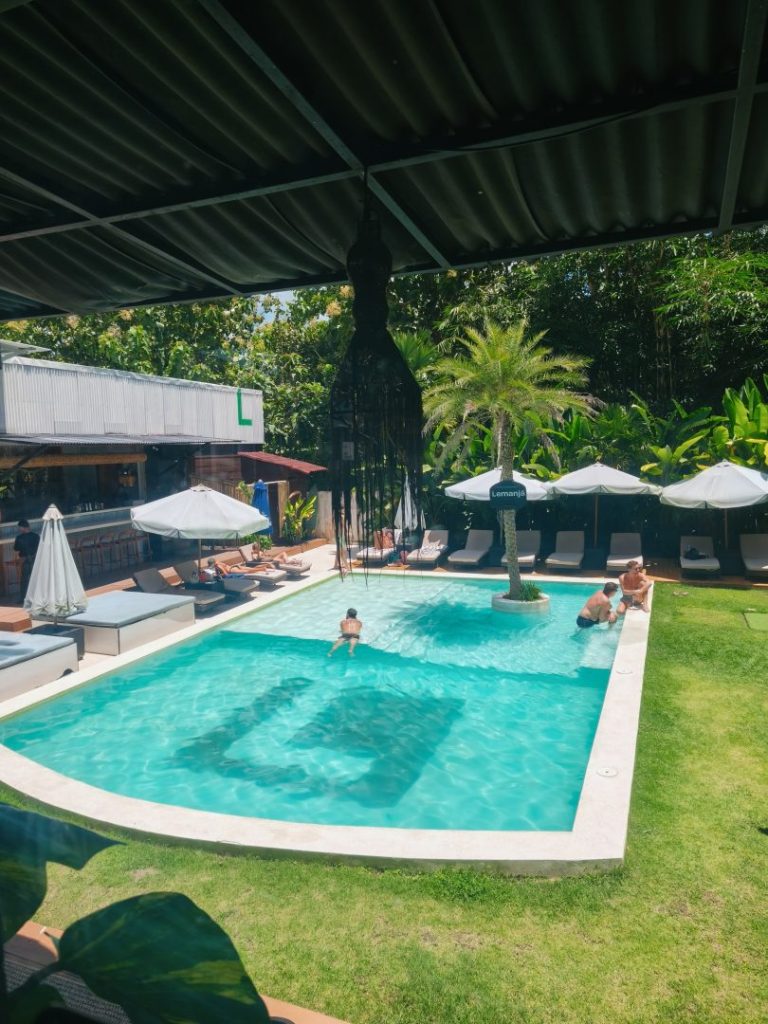 best cafes in uluwatu